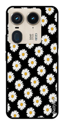 Daisy Flower Metal Mobile Case for Moto Edge 50 Ultra 5G