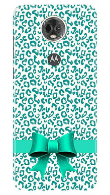 Gift Wrap6 Mobile Back Case for Moto E5 Plus (Design - 41)