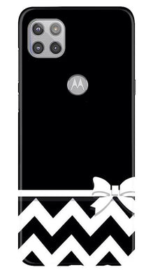 Gift Wrap7 Mobile Back Case for Moto G 5G (Design - 49)