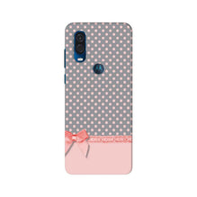 Gift Wrap2 Mobile Back Case for Moto One Vision (Design - 33)