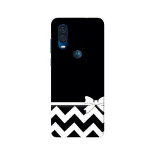 Gift Wrap7 Mobile Back Case for Moto One Vision (Design - 49)