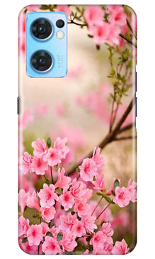 Pink flowers Mobile Back Case for Oppo Reno7 5G (Design - 69)