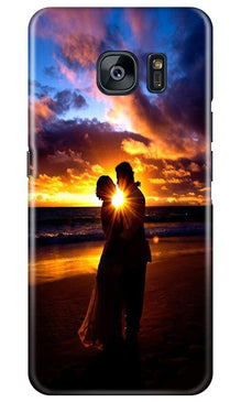 Couple Sea shore Mobile Back Case for Samsung Galaxy S7 Edge (Design - 13)