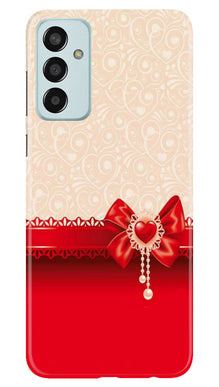 Gift Wrap3 Mobile Back Case for Samsung Galaxy M13 (Design - 36)