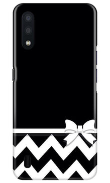 Gift Wrap7 Mobile Back Case for Samsung Galaxy M01 (Design - 49)